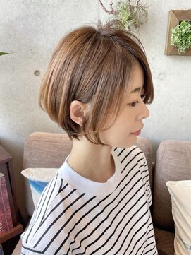 エム インターナショナル 春日部本店(EMU international) 柔らか質感の小顔ショート