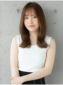 ナチュラルストレートミディ×艶カラー