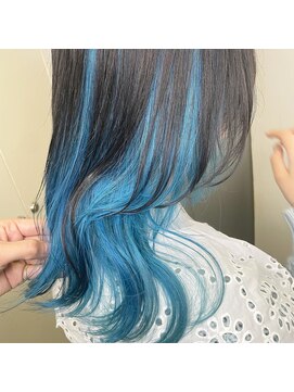 ガーデン ジングウマエ(GARDEN jingumae) シアンブルーのインナーカラー