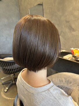 ユウシヘアー(Yushi Hair) ショートボブとグレージュ