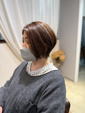 ワ ヘアー(wa-hair) スモーキーブラウン　髪質改善　ショートボブ　前下がり