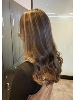 リトバイプティパ(Lit by petit-pas)&nbsp;☆外国人風ハイライトカラー