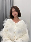 オリーブベージュ