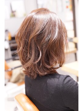 ミッシェル アフロート(michelle afloat) 20代30代40代50代キレイフォルム立ち上がり小顔ラフ外ハネ