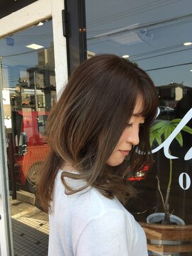 アンフルール(Un Fleur) 柔らかさ際立つ透け感グレージュ☆