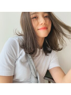 ブリンク(blink) 〈blink〉オリーブミルクティー