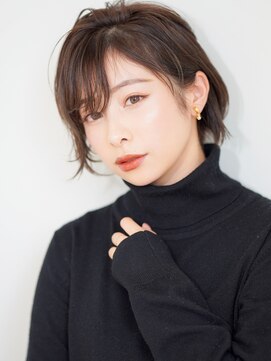 ダブルバイグリッター(W by GRITTERs) 小顔耳かけショートボブ【WbyGRITTERs 水上】