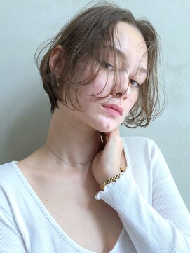 アイティー バイ アルバム 浦和店(IT by ALBUM) ショートボブ_マロンベージュAラインボブかきあげロング_28125