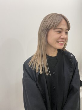 エンドリンク(endlink) ロングヘアのベージュカラー