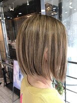 ヘアーアンドメイク ビス(HAIR&MAKE bis) ハイライトカラー　小西美里