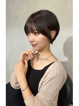 ルネ 北千住(Renee) アッシュブラウン_マニッシュショート_丸みショート
