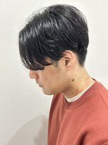 ヒュイル バイ ニアウ(Hwyl by Niau)&nbsp;メンズマッシュセンターパートスパイラルパーマニュアンスパーマ