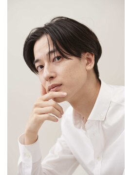 レタッチバイフィフス(RETOUCH by fifth) センターパートカルマヘアニュアンスパーマ韓国シャドウパーマ