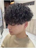 波巻きスパイラルパーマメンズマッシュパーマツイストパーマ