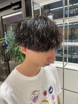 ステアケース 武蔵小杉店(stair:case) 大人の緩め波巻きパーマ