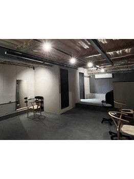 【上新庄駅徒歩8分】バーバーとは一味違う落ち着いたメンズサロン。自然にフィットするあなたらしStyleに。