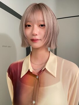 ネスト(NEST) 透明感ハイトーンボブ