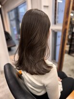 エル バイ ホーム(L by HOME) くすみベージュ グレージュ 赤みを消したお色味
