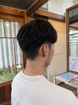 テントヘアー(tent hair) 清潔感を引き出す王道メンズショート