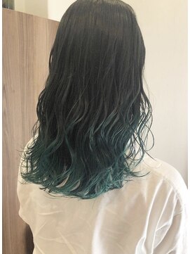 アンス 大阪梅田(ANs.) 10代20代人気★グリーングラデーションカラー