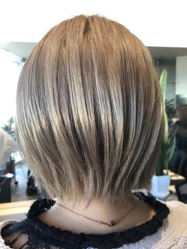 ビークロス(B-cross) ミルクティーショートベージュ