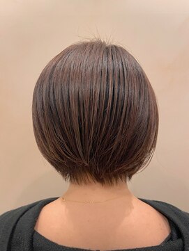 ハイル(Heil) 【Heil】 ボブレイヤー/ボブウルフ/前下がりボブ/アッシュ/池袋