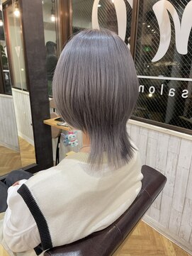 ビー オン ディー ヘア 池袋(BonD hair) #マッシュウルフのラベンダーグレー【池袋/髪質改善】