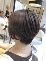 ネオリーブギンザ 銀座店(Neolive GINZA)&nbsp;ひし形ショート　耳掛けショート　グレージュカラー　銀座