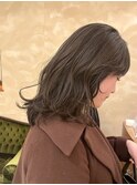 韓国風顔周りカット 流れる顔周りレイヤー ミディアムレイヤー
