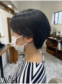 大人かわいいショートボブ耳掛け