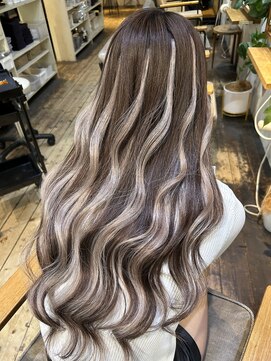 ココエクステンション 香林坊店(coco extension) ハイライトエクステ