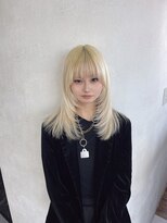 ミスラグジュアリー(Miss Luxury)&nbsp;ホワイトブロンド×顔周りレイヤー