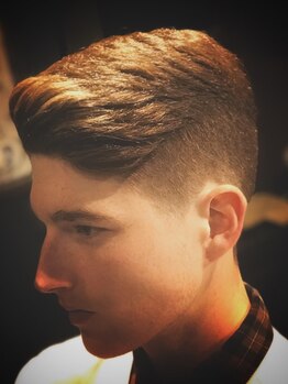 ヘアー ワーク ショップ タイムレス(HAIR WORK SHOP TIMELESS)の写真/経験豊富なスタイリストがしっかりとカウンセリング！髪質・骨格に合わせたカットで、理想のスタイルに☆