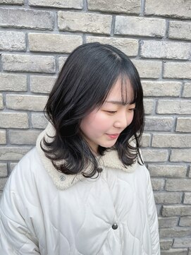 デジール(Desir) 透明感のある暗めグレージュカラー