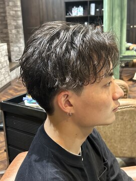 モナン 新宿(Monan) 無造作センターパート