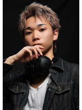 リップス 吉祥寺店 (LIPPS) ミルクティーベージュツーブロ スパイキーショート