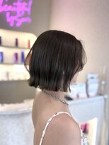 ソアバイリコヘアー(soar by LiCO Hair)&nbsp;オリーブブラウン/切りっぱなしボブ/夏のヘアアレンジ/北谷