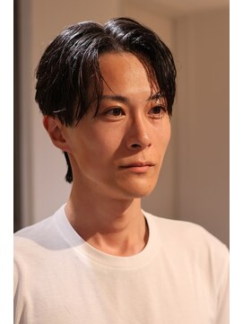 ボーイ(BOY) ニュアンスセンターパート曲がる縮毛矯正