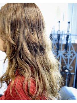 ヘアサロン テラス(Hair salon TERRACE.) 外国人風ウェーブ☆