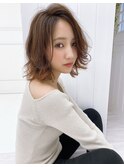 外ハネウェーブのひし形ボブ