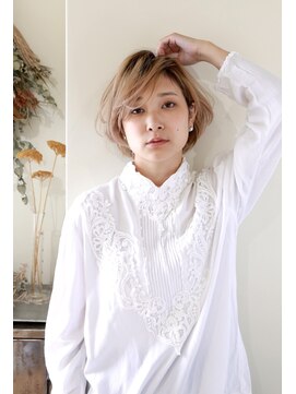 コリーナ(collina) 【collina代官山】kikuchi ハイトーン×ボブスタイル C