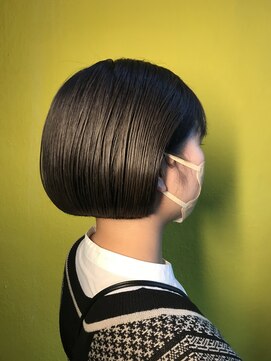 エトス プロデュースド バイ ヴァイナルズミックス(Ethos produced by Vinyl's mix) 切りっぱなしボブ