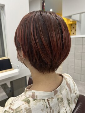 ティノア(Tinoa) ピンク系カラー　ショートスタイル