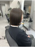 切りっぱなしボブ×オリーブグレージュ　qumu横浜　saki