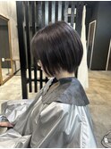 ショートボブ