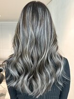 シエロビューティー(CIELO beauty) ハイライトカラーミルクティーベージュレイヤーカット