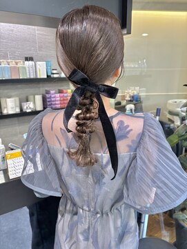 ケンジ 横浜(KENJE) ヘアアレンジ/編みおろし/ベロアリボン/お呼ばれヘア/結婚式