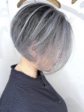 ブレイズヘアー(BLAZEhair) 【コントラスト強め】ホワイトバレイヤージュ×ブリーチ３回