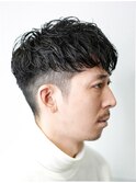 フェザーパーマ/ブルーブラック/刈り上げセンターパート[新宿]