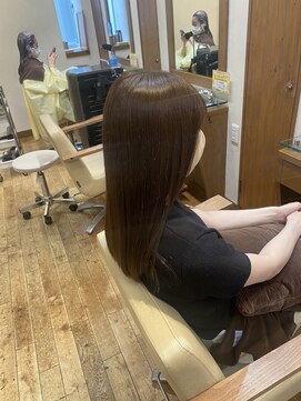 エクリ 麻布十番(equri) アッシュグレーカラー/ミディアムロング